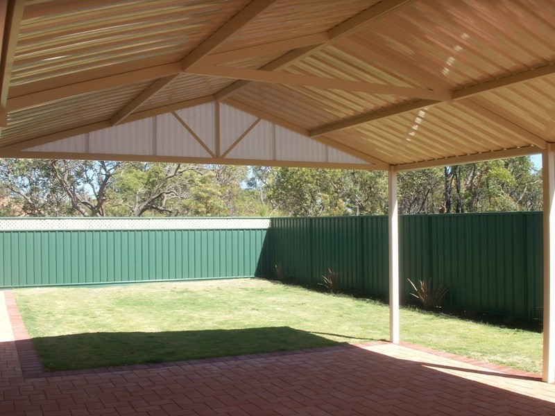 103 Hellfire Pass, Darch WA 6065