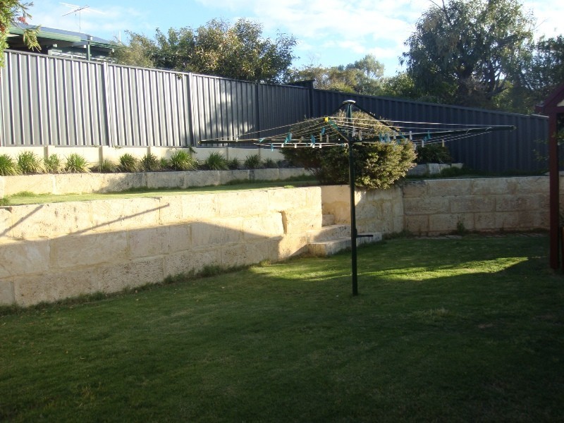 2/10 Millimumul Way, Mullaloo WA 6027