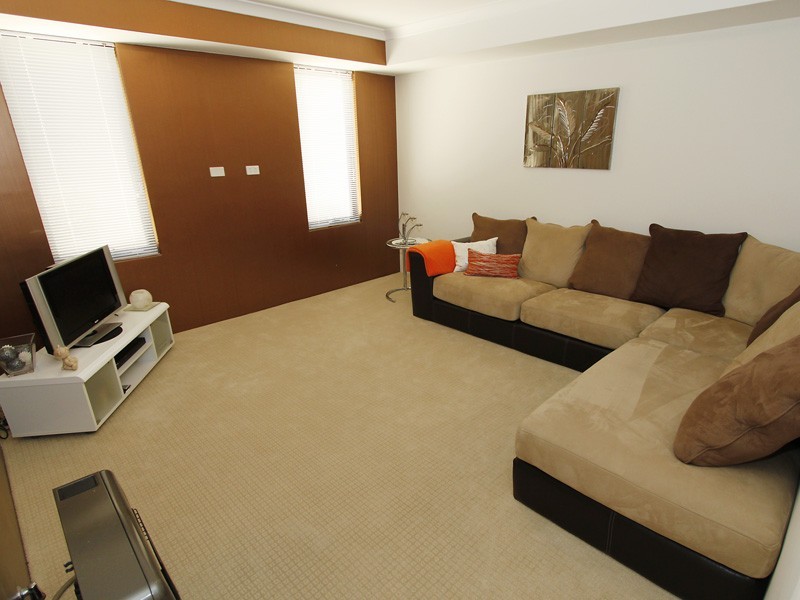 54 Hardcastle Avenue, Landsdale WA 6065