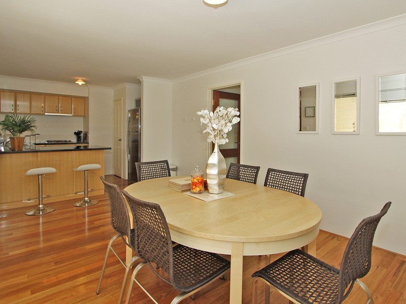 54 Hardcastle Avenue, Landsdale WA 6065