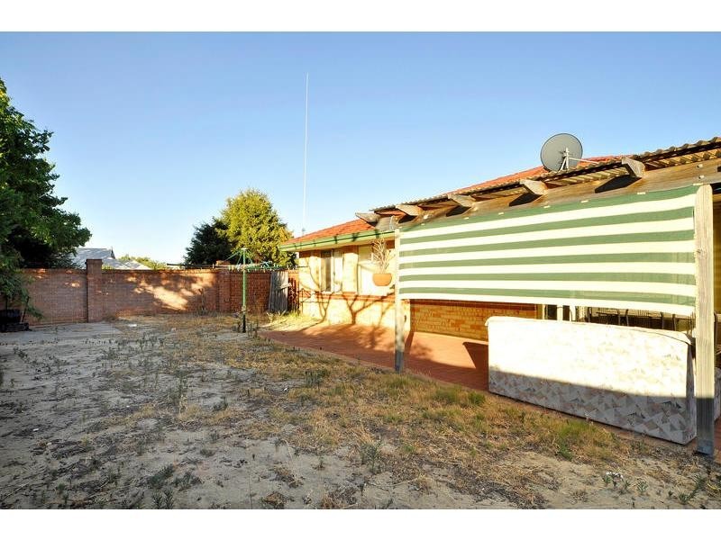 2 Linto Way, Alexander Heights WA 6064