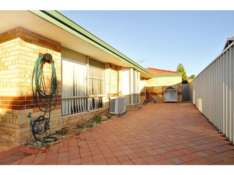 2 Linto Way, Alexander Heights WA 6064