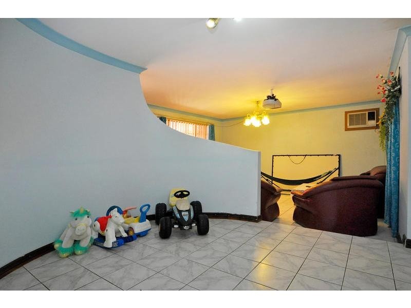 274 Illawarra Crescent, Ballajura WA 6066