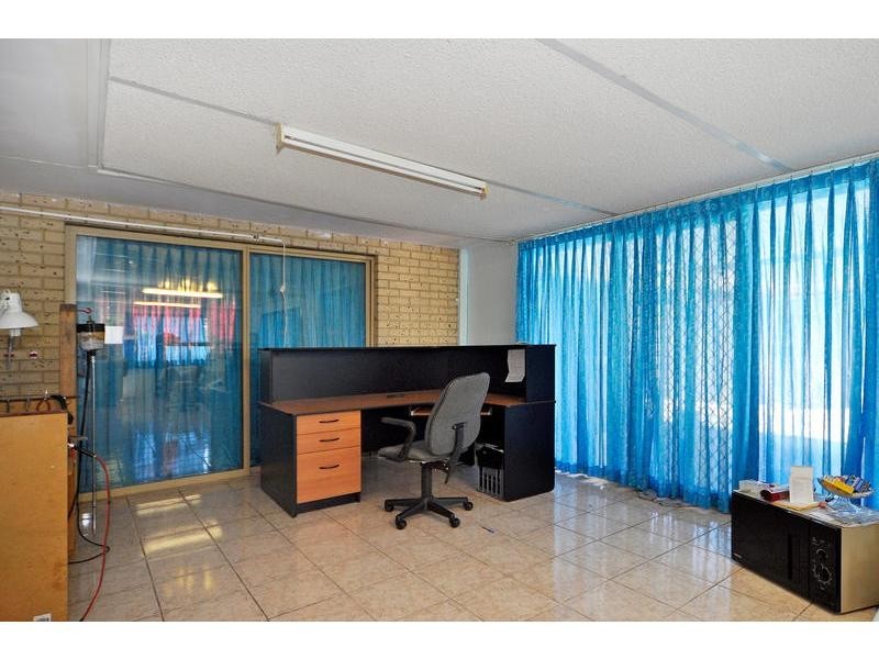 274 Illawarra Crescent, Ballajura WA 6066