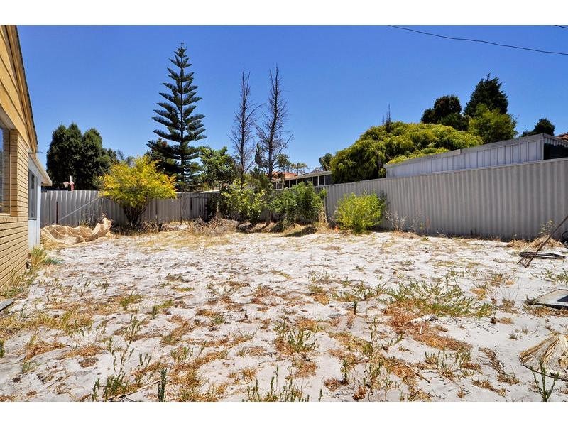 274 Illawarra Crescent, Ballajura WA 6066