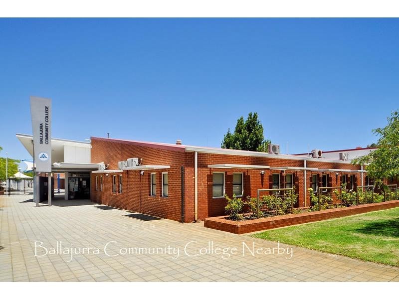 274 Illawarra Crescent, Ballajura WA 6066