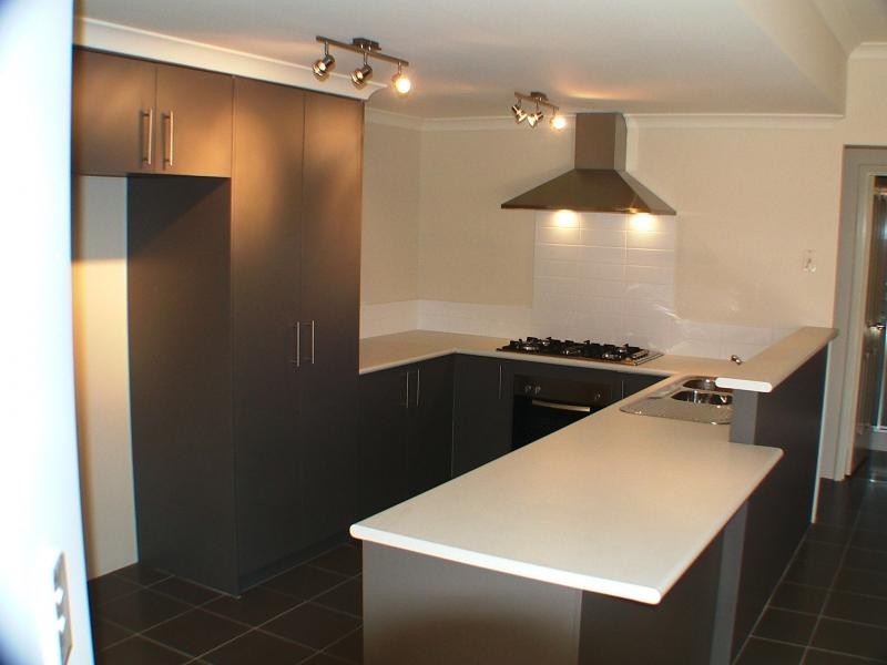 11/1 Tolj Loop, Aveley WA 6069