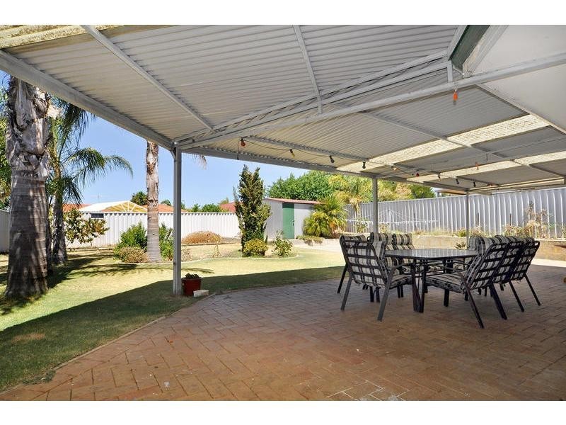 5 Aarons Close, Mirrabooka WA 6061