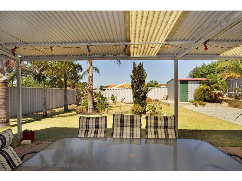 5 Aarons Close, Mirrabooka WA 6061