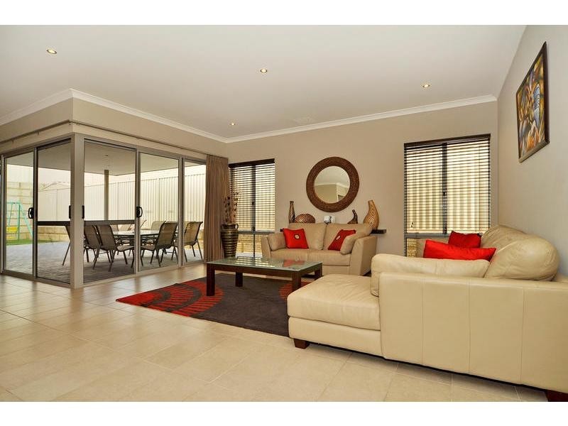 59 Gaby Way, Marangaroo WA 6064
