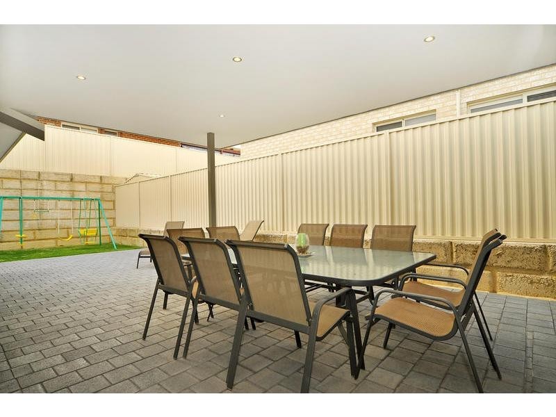 59 Gaby Way, Marangaroo WA 6064