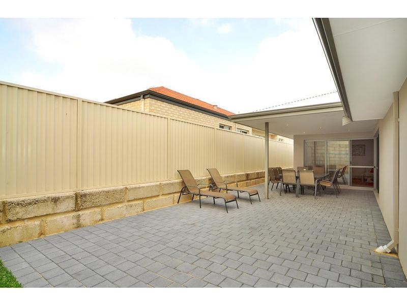 59 Gaby Way, Marangaroo WA 6064