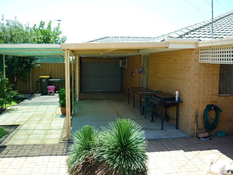 23 River Fig Place, Alexander Heights WA 6064