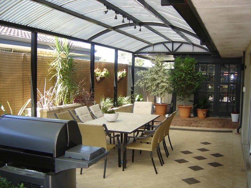 3 Jefferson Drive, Marangaroo WA 6064