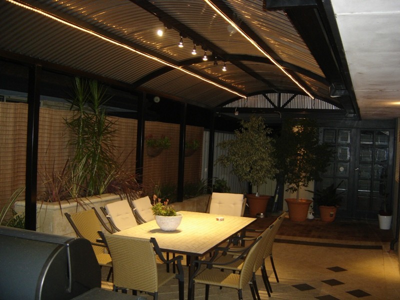 3 Jefferson Drive, Marangaroo WA 6064