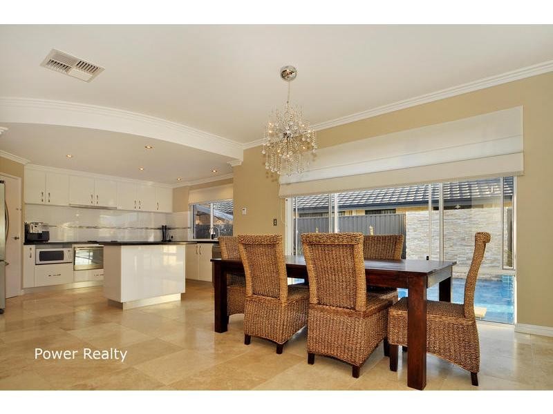 4 Anfield Crescent, Aveley WA 6069