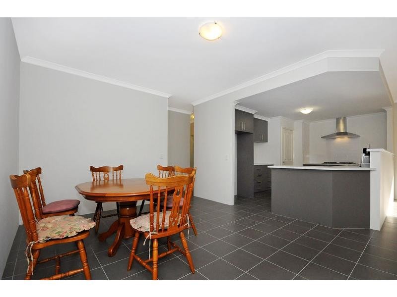 17 Ollave Circuit, Aveley WA 6069