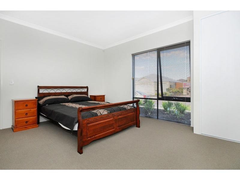 17 Ollave Circuit, Aveley WA 6069