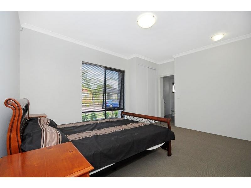 17 Ollave Circuit, Aveley WA 6069