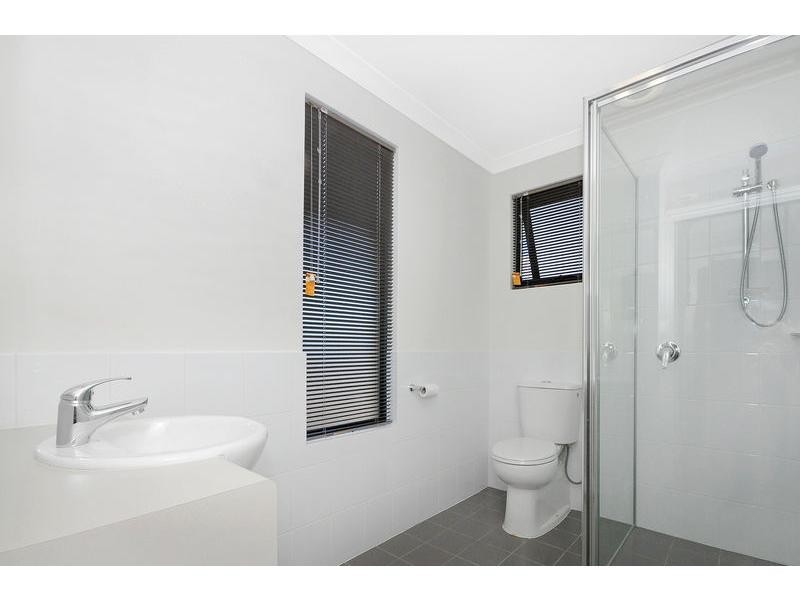 17 Ollave Circuit, Aveley WA 6069