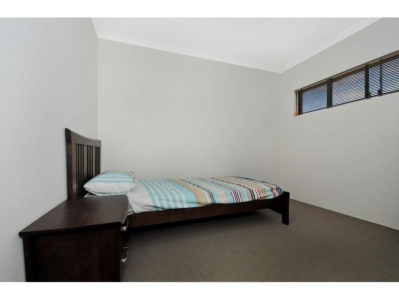 17 Ollave Circuit, Aveley WA 6069