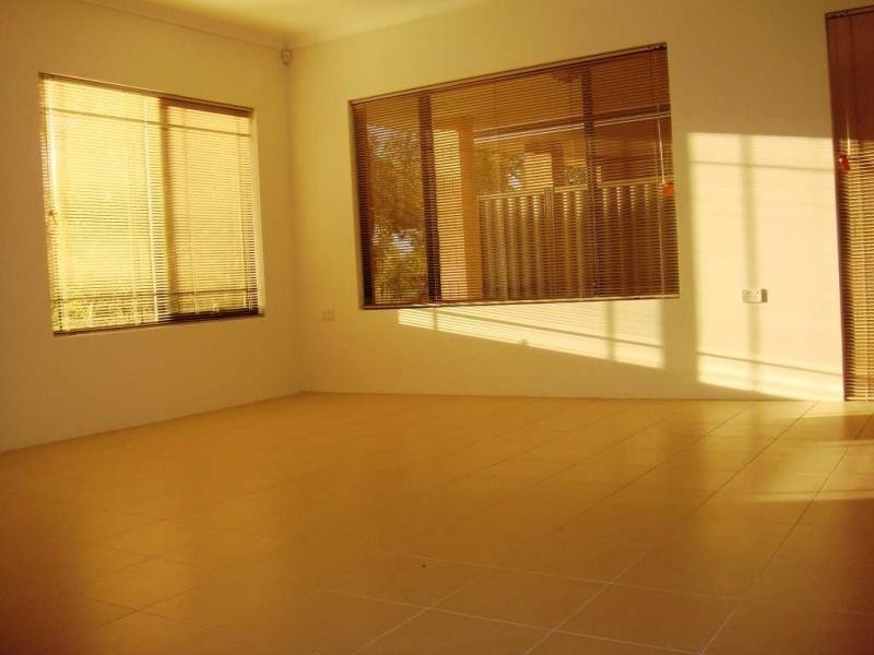 11 Ollave Circuit, Aveley WA 6069