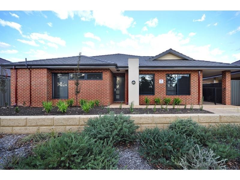 15 Ollave Circuit, Aveley WA 6069