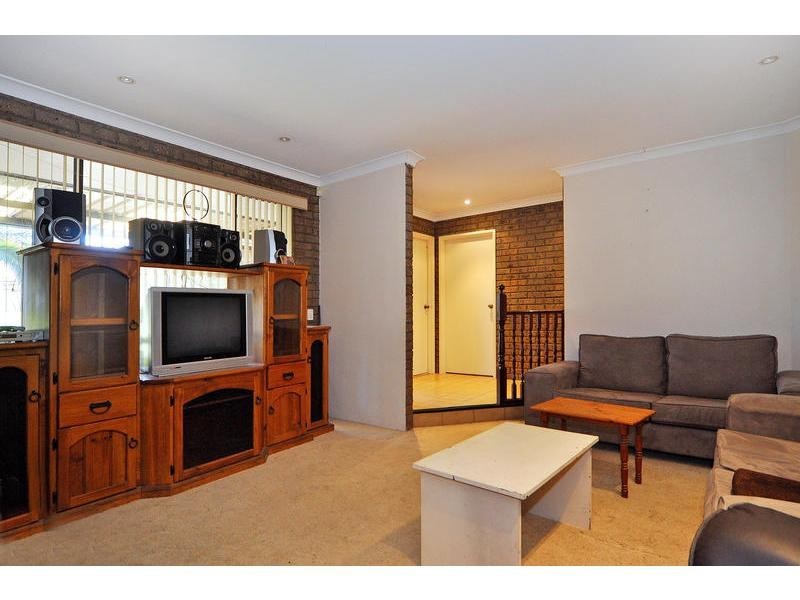 89 Clipper Drive, Ballajura WA 6066