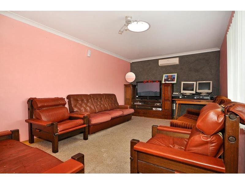 55 Mitra Loop, Beechboro WA 6063