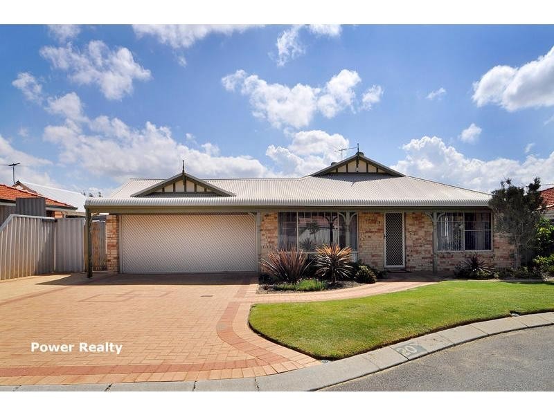 22 Bardia Place, Marangaroo WA 6064