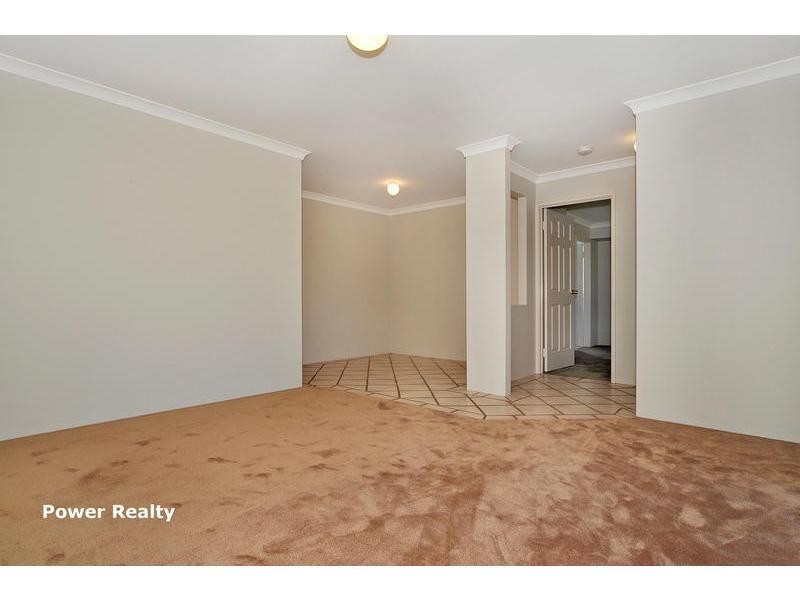 22 Bardia Place, Marangaroo WA 6064