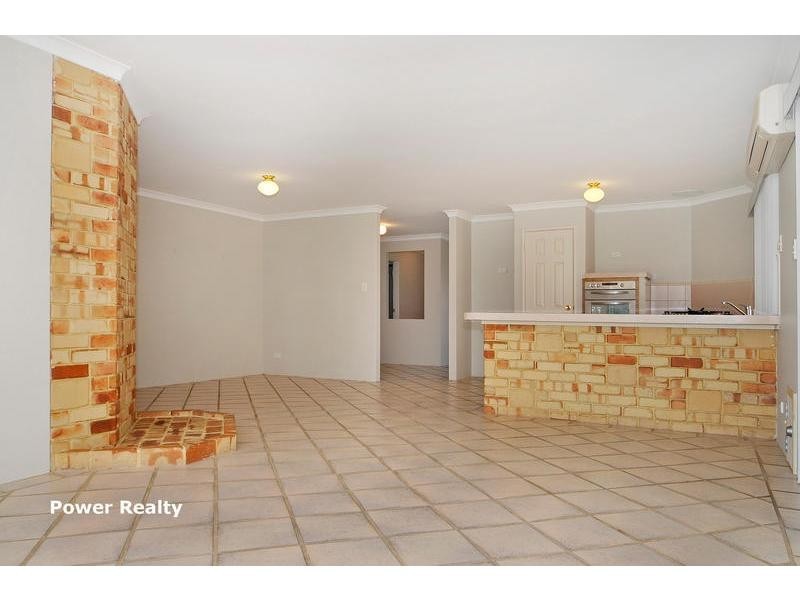 22 Bardia Place, Marangaroo WA 6064