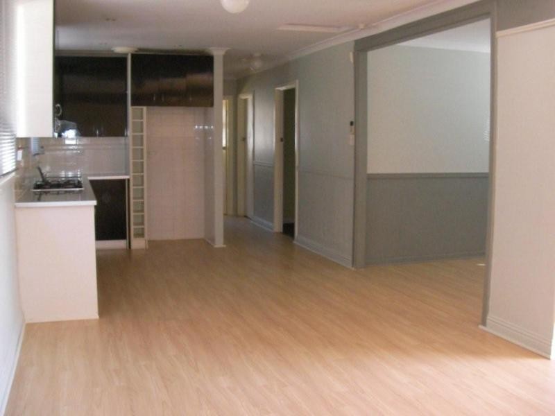 16 Selsfield Way, Balga WA 6061