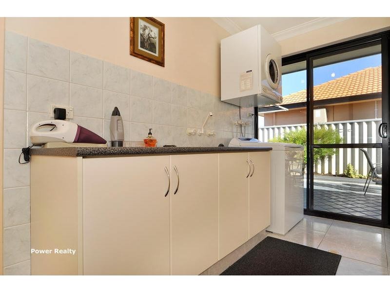 92 Berkley Road, Marangaroo WA 6064