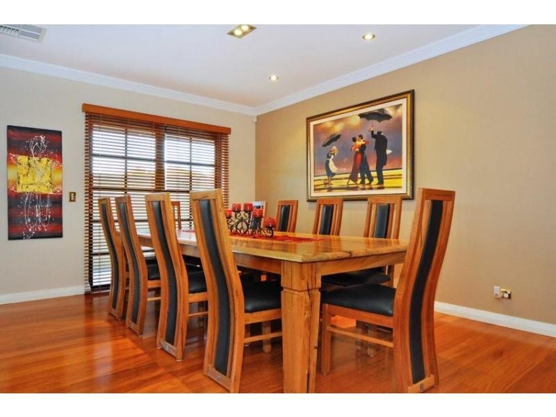 1 Woodroffe Place, Alexander Heights WA 6064