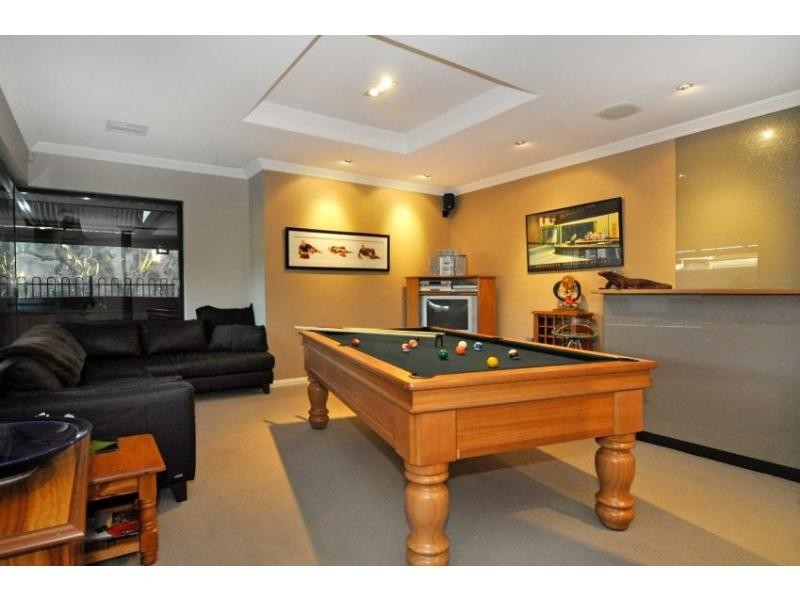 1 Woodroffe Place, Alexander Heights WA 6064