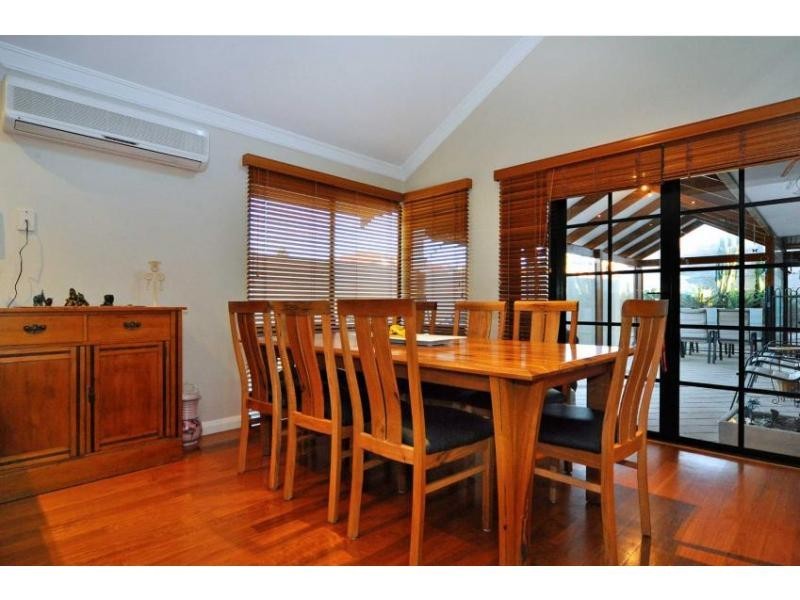 1 Woodroffe Place, Alexander Heights WA 6064