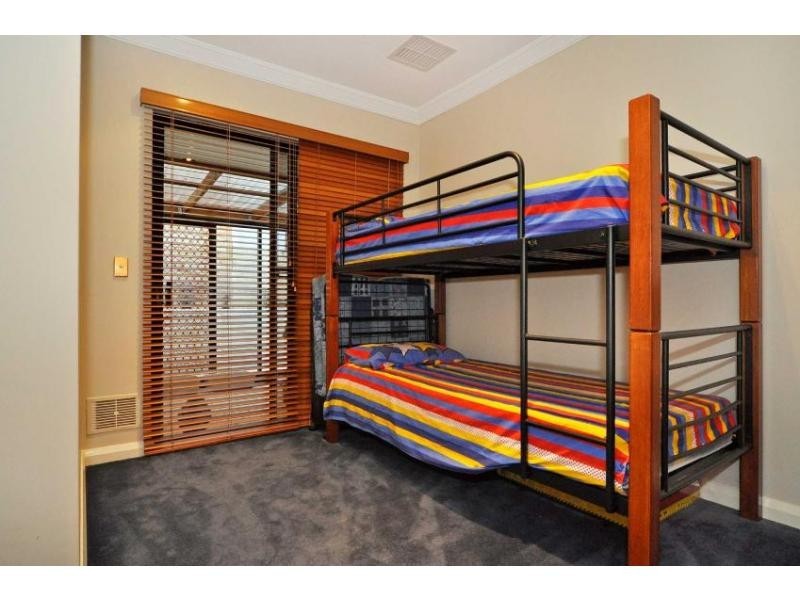 1 Woodroffe Place, Alexander Heights WA 6064