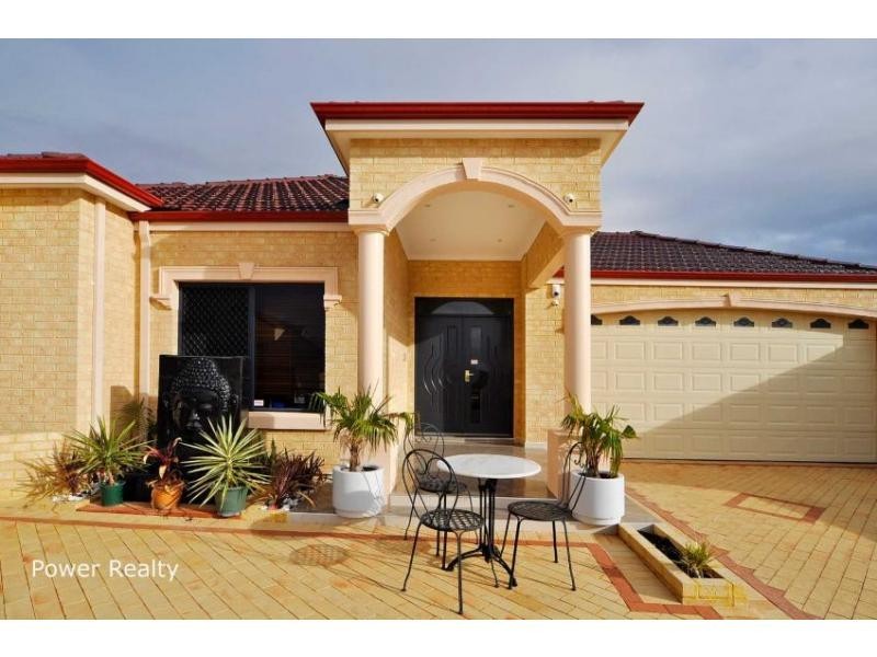 22 Memphis Ridge, Hocking WA 6065