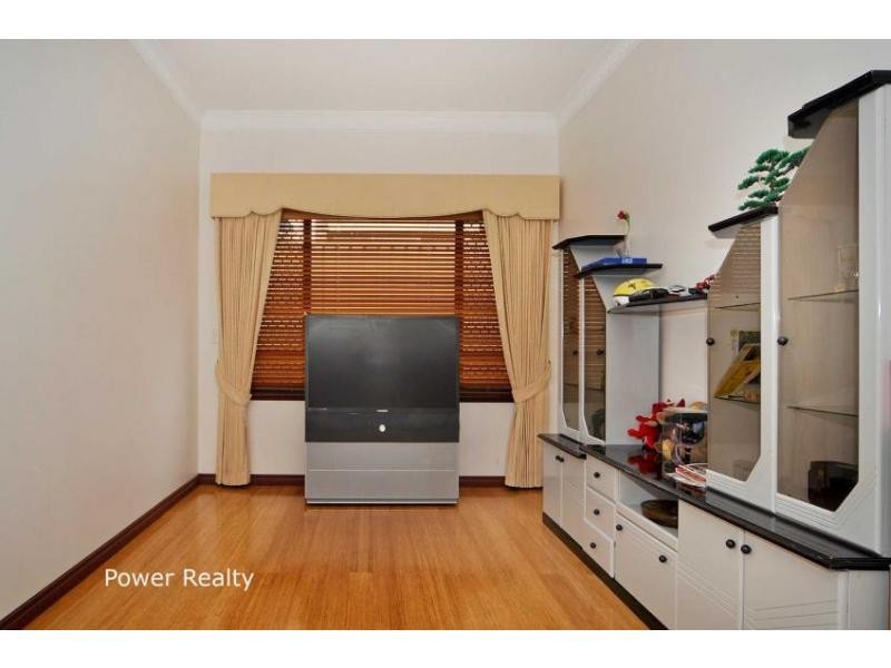 22 Memphis Ridge, Hocking WA 6065