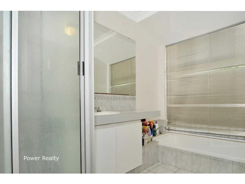 14 Jefferson Drive, Marangaroo WA 6064