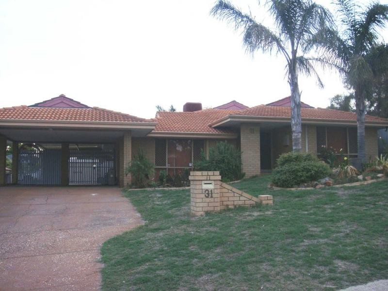 31 Whitcombe Way, Alexander Heights WA 6064