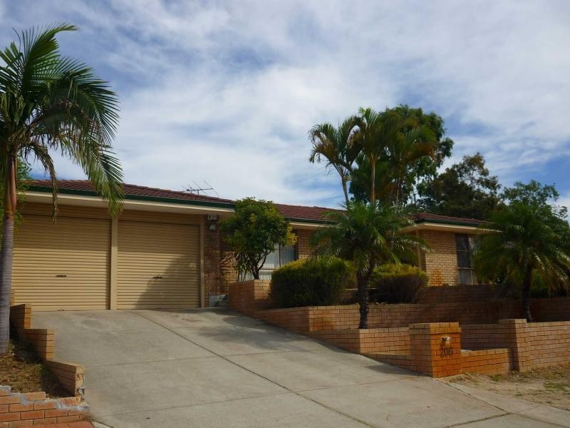206 Illawarra Crescent, Ballajura WA 6066