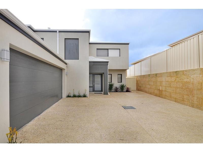 2/3 Owen Link, Madeley WA 6065