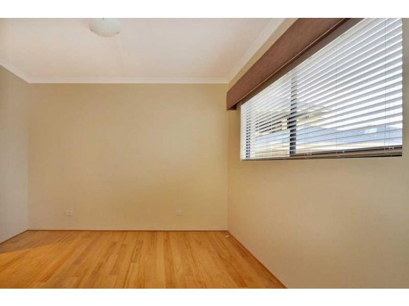 2/3 Owen Link, Madeley WA 6065