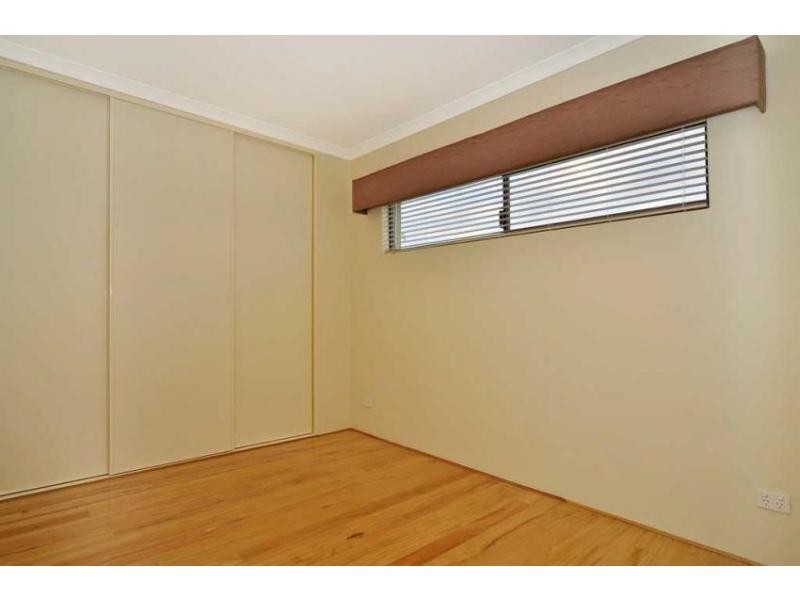 2/3 Owen Link, Madeley WA 6065