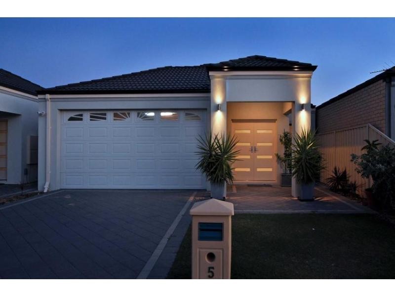 5 Idaho Court, Landsdale WA 6065