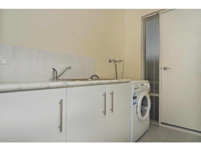 5 Idaho Court, Landsdale WA 6065