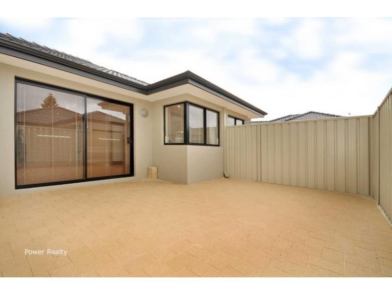 22 Harkins Street, Westminster WA 6061