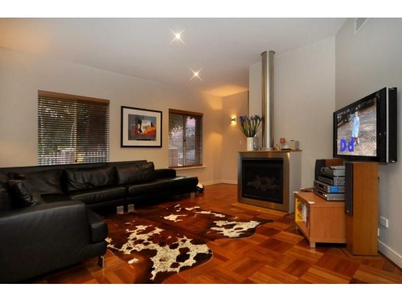 118 Sixth Avenue, Inglewood WA 6052